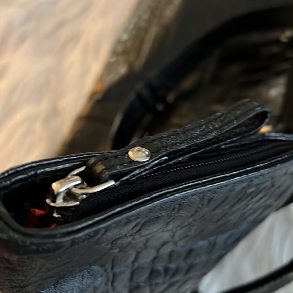 Michael Rome Designs Leather Handbag - Picture 8 of 8